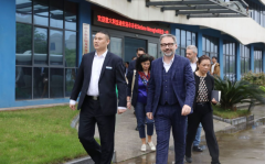 熱烈歡迎意大利圭迪佐洛市市長(zhǎng)一行蒞臨我司參觀！