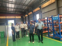 蘆溪水務總經(jīng)理劉慈華，易總監(jiān)等蒞臨我司參觀交流并指導工作