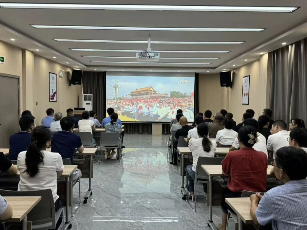 銘記歷史，開創(chuàng)未來——新余銀龍水務(wù)設(shè)備有限公司組織員工觀